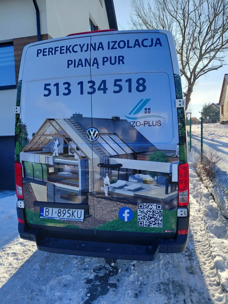 Bus firmy IZO PLUS zajmującej się izolacjami pianą PUR